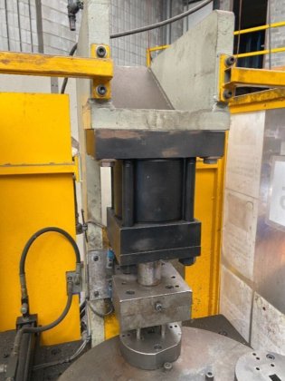 20 吨 制作装配压力机