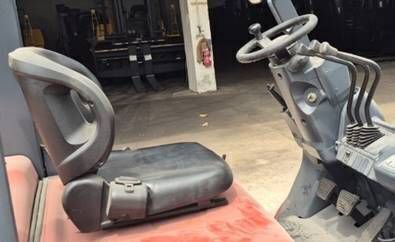 日産 4輪カウンターバランスフォークリフト