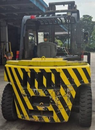 住友耶鲁四轮平衡式叉车