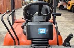 丰田四轮平衡重叉车