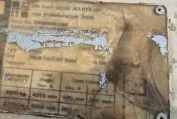 トヨタ 4輪カウンター式フォークリフト