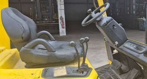 ヒステー4輪カウンターバランスフォークリフト