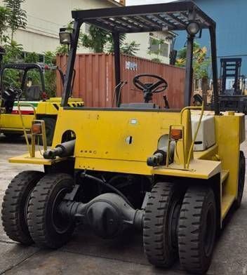 TCM 4轮弯矩衡叉车