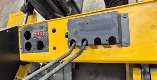 住友耶鲁四轮平衡式叉车