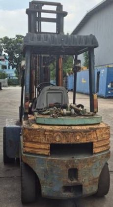 丰田四轮平衡重叉车