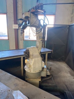 モトマン ロボット溶接セル