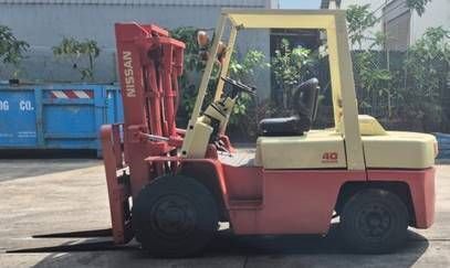 日産 4輪カウンターバランスフォークリフト