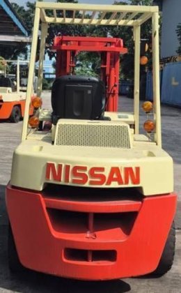 日産 4輪カウンターバランスフォークリフト