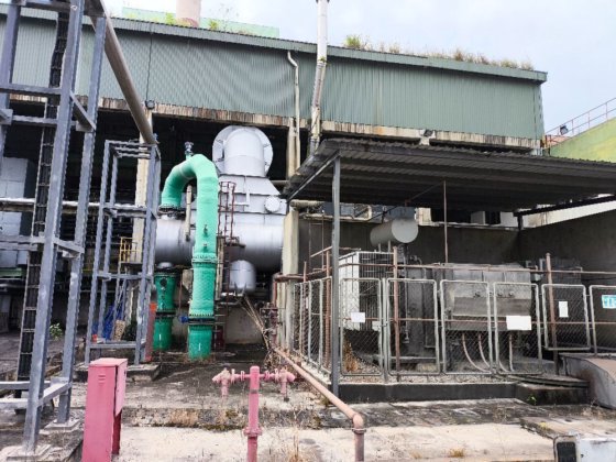 蒸気タービン発電機 2