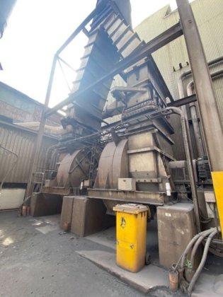 烟雾处理厂 / 袋式除尘器