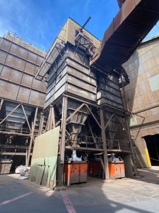 烟雾处理厂 / 袋式除尘器