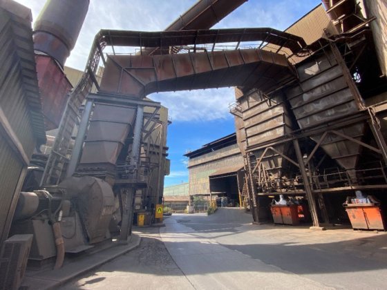 烟雾处理厂 / 袋式除尘器