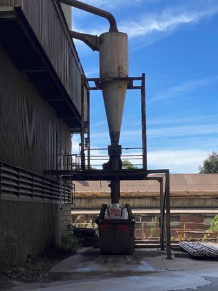 烟雾处理厂 / 袋式除尘器