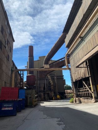 烟雾处理厂 / 袋式除尘器