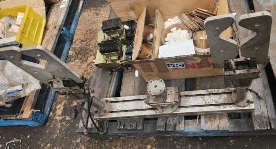 约束的约翰海因零件及杂件托盘