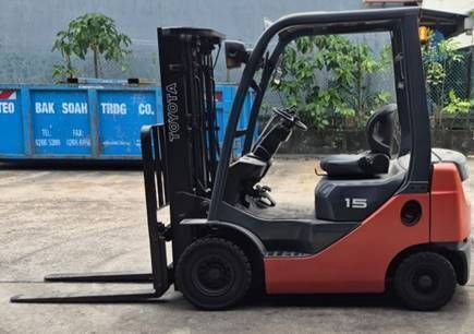 丰田四轮平衡重叉车