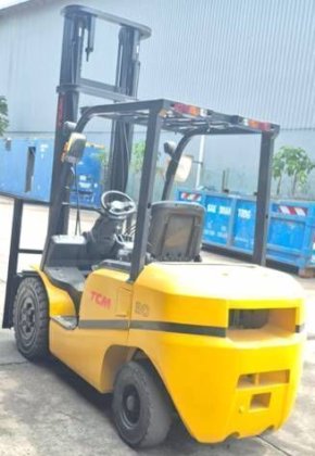 TCM 4轮弯矩衡叉车