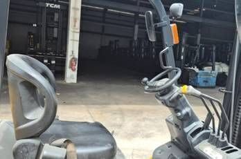 TCM 4轮弯矩衡叉车