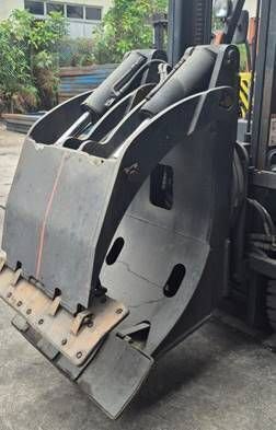 住友耶鲁四轮平衡式叉车