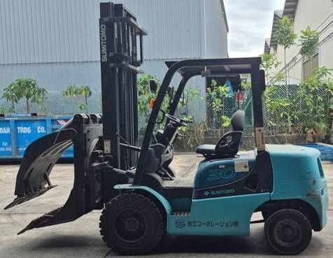 住友耶鲁四轮平衡式叉车
