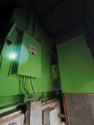 蒸汽涡轮发电机 1