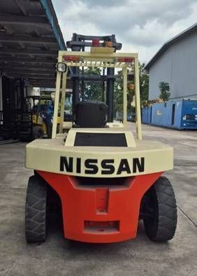 日産 4輪カウンターバランスフォークリフト