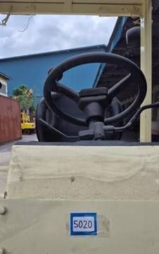 日産 4輪カウンターバランスフォークリフト