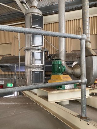 粉末制备系统（亚硫酸氢钠）配有 Lightnin 搅拌器