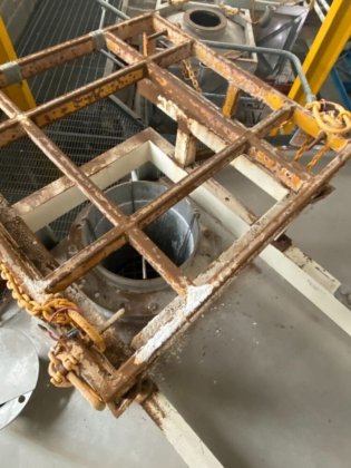 粉末制备系统（亚硫酸氢钠）配有 Lightnin 搅拌器