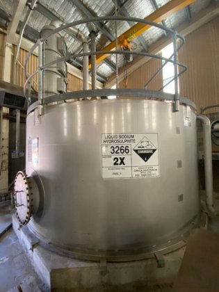 粉末制备系统（亚硫酸氢钠）配有 Lightnin 搅拌器