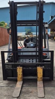 丰田四轮平衡重叉车