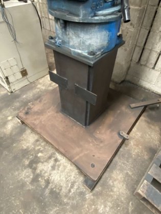 モトーマン UP20 工業用ロボット