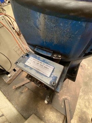 モトーマン UP20 工業用ロボット