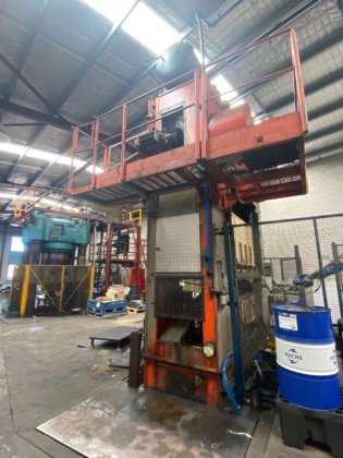 焊接制品金属冲压转移压力机