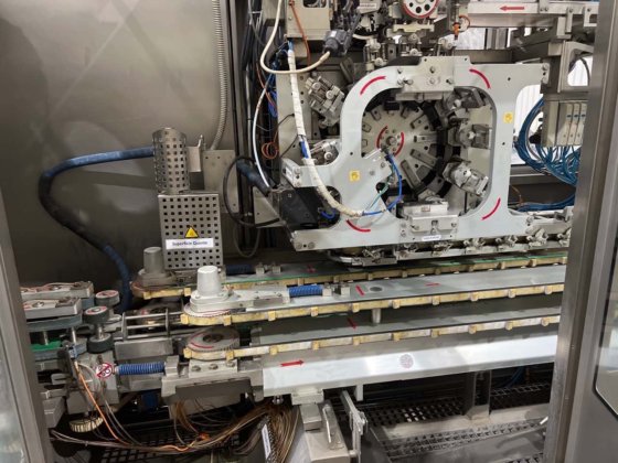 2011 Tetra Pak 30 Capper