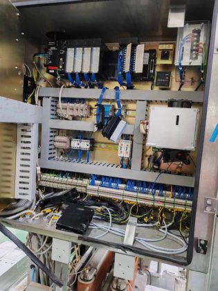 2001 利乐TCA21贴盖机