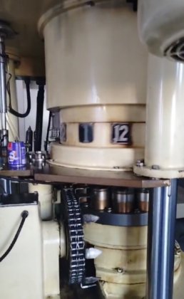 2008 易拉罐灌装封口机