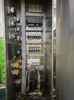 2020 自立袋灌装机