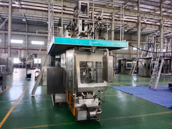 2013 纷美 ABM125-200S灌装机