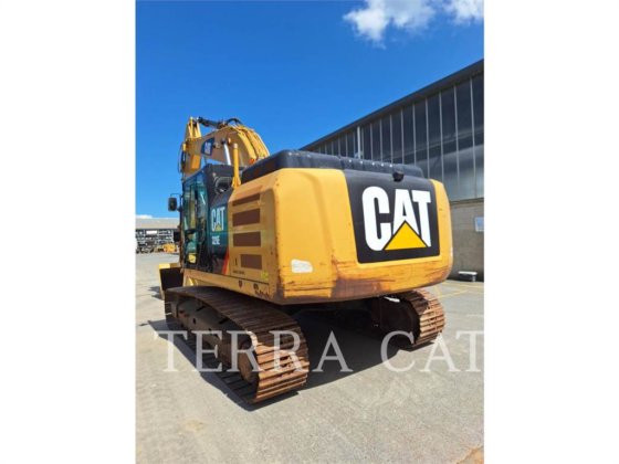 2015 CAT 329 E L