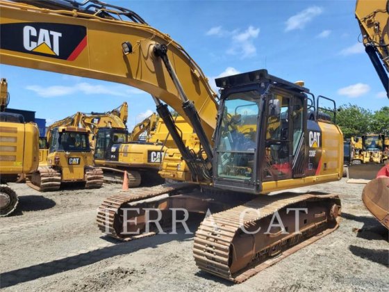 2017 CAT 330FL