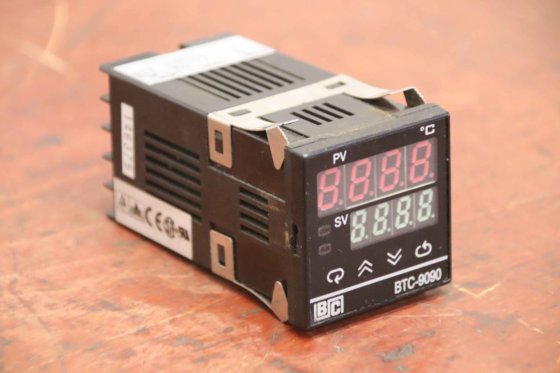 ブレインチャイルド製温度コントローラー - BTC-9090 33116