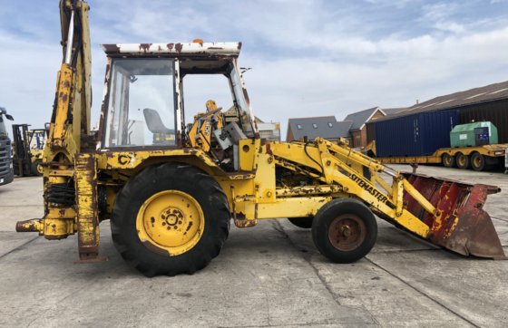 JCB 3cx Sitemaster graaflaadmachine