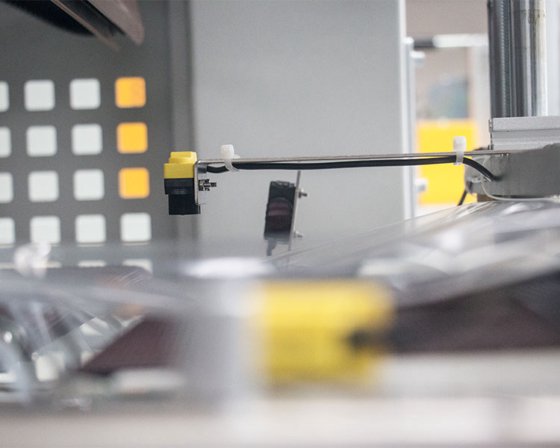 自动L型封口收缩包装机