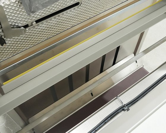 纯电动聚乙烯邮袋自动装袋机