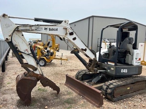 2011 Bobcat E45
