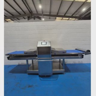 Rondo - Compass Pastry Sheeter in Bethesda, MD, USA