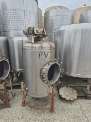 2012年電気攪拌タンク