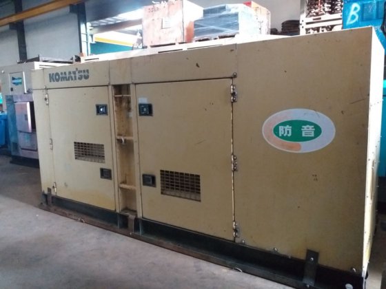 小松发电机eg-220bs-2 -