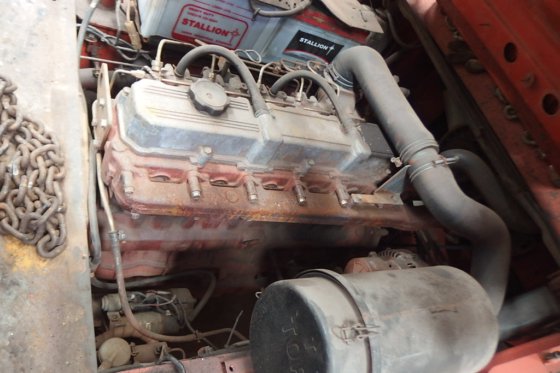 2002年日产叉车F04D0UT------。